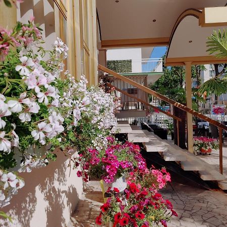Hotel Mia Restaurant Airport Rimini Exterior foto